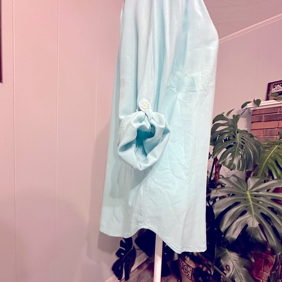 🛍️ Loft  Half button roll up sleeve top size medium light blue with excellent. - Picture 8 of 9